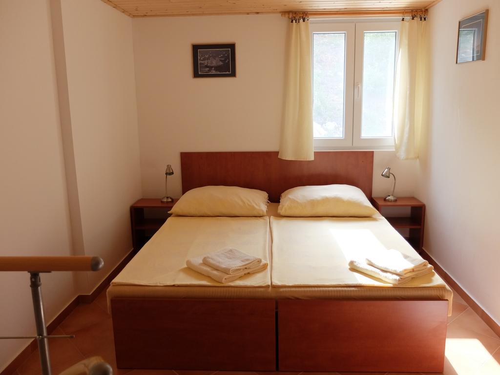 Apartments Sunce Brna Kamer foto