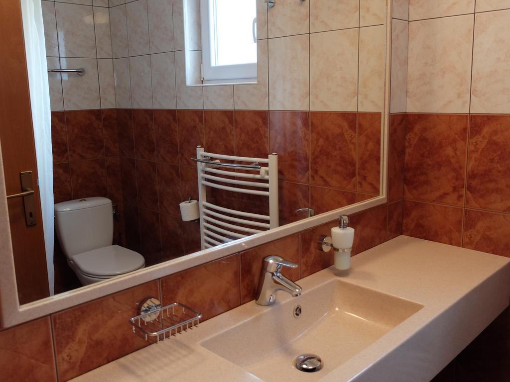 Apartments Sunce Brna Kamer foto